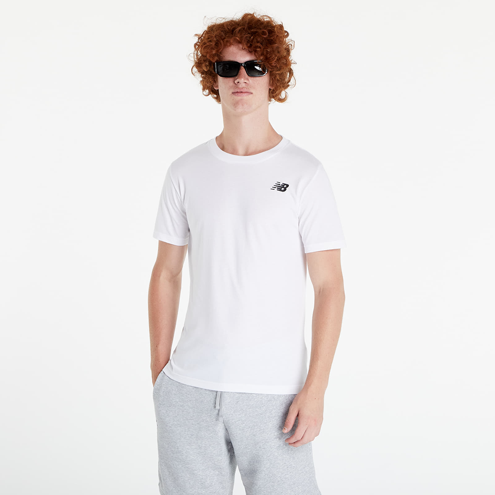 New balance t shirt white store