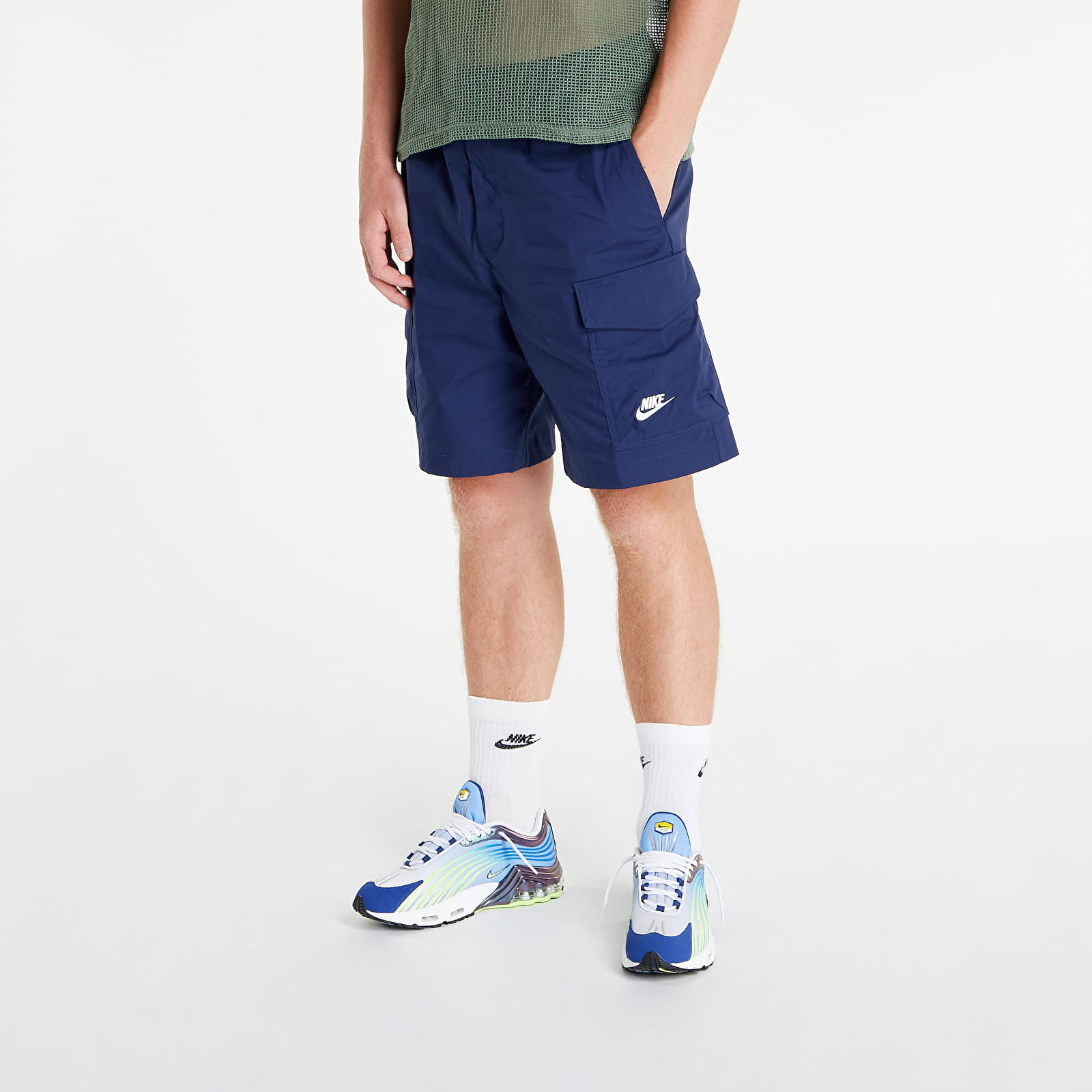 Nike - sportswear essentials woven unlined utility shorts midnight navy/ white