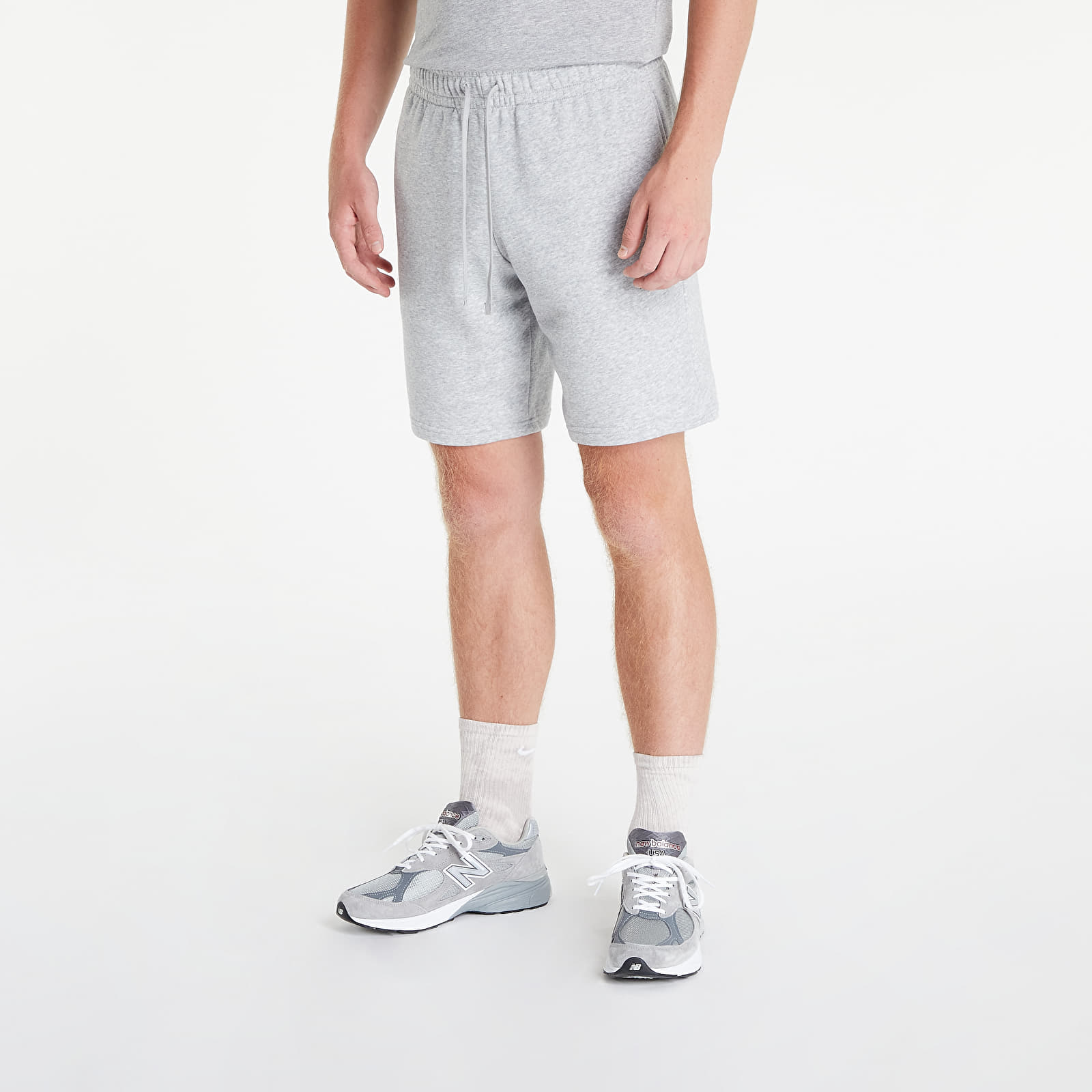 Kratke hlače New Balance Essentials Celebrate Short Athletic Grey