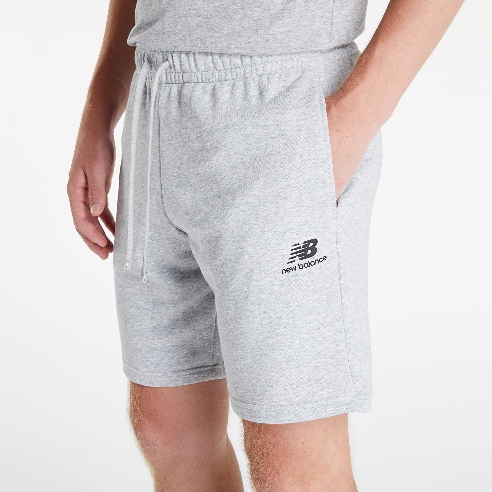Rövidnadrágok New Balance Essentials Celebrate Short Athletic Grey