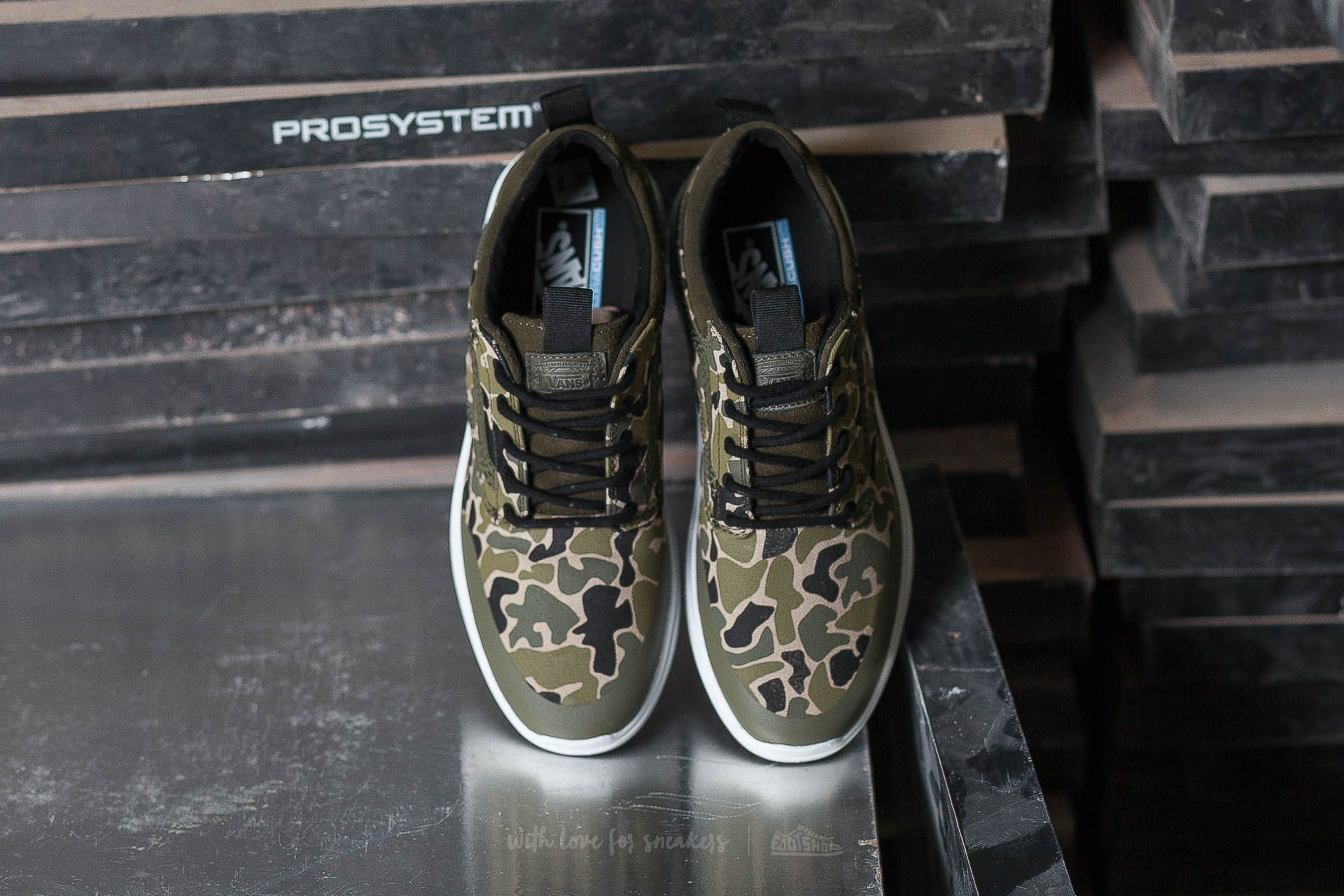 Men's shoes Vans Iso 3 (Camo) Camo/ Ivy Green