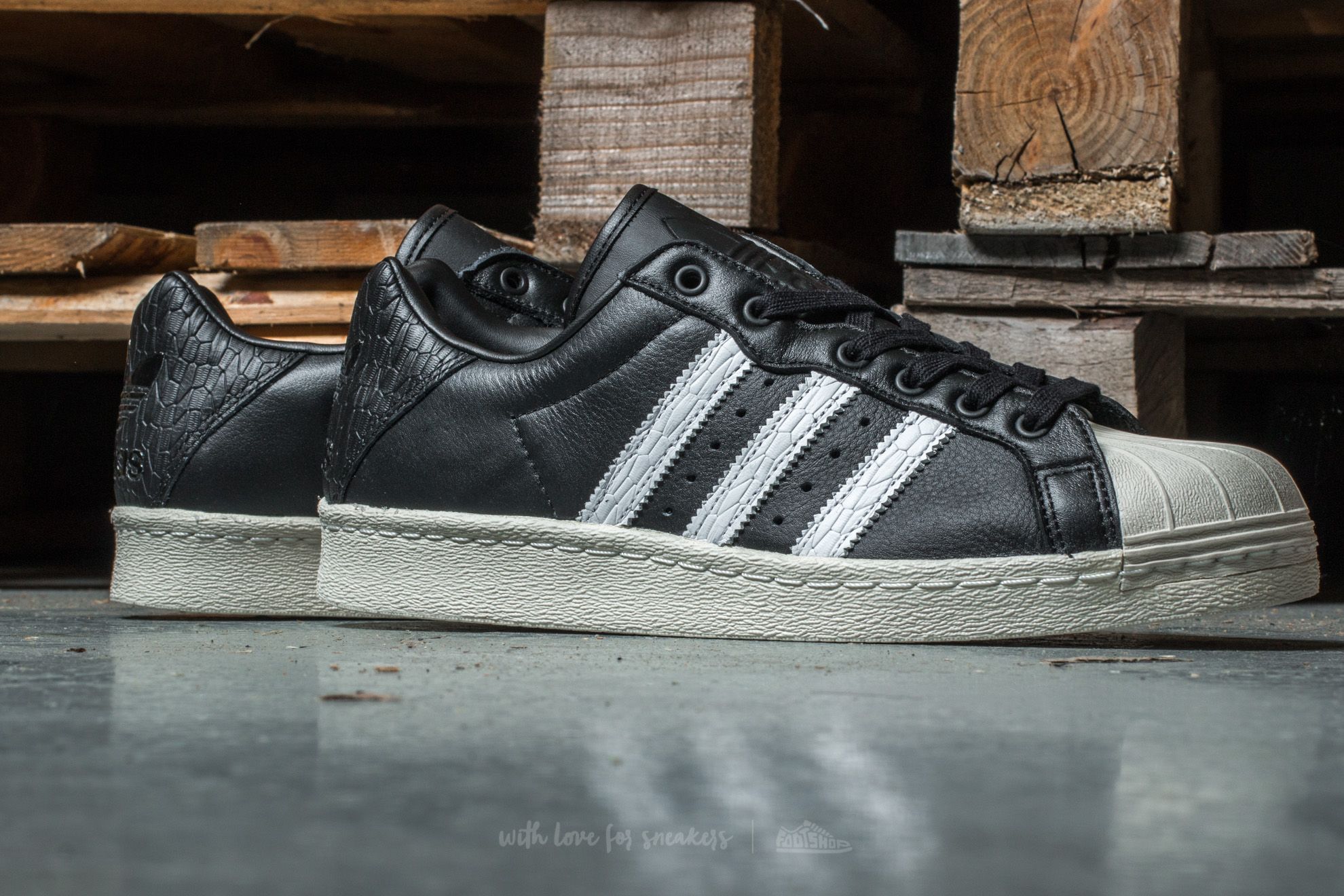 Zapatillas Hombre adidas Ultrastar 80s Core Black/ Ftw White/ Off White