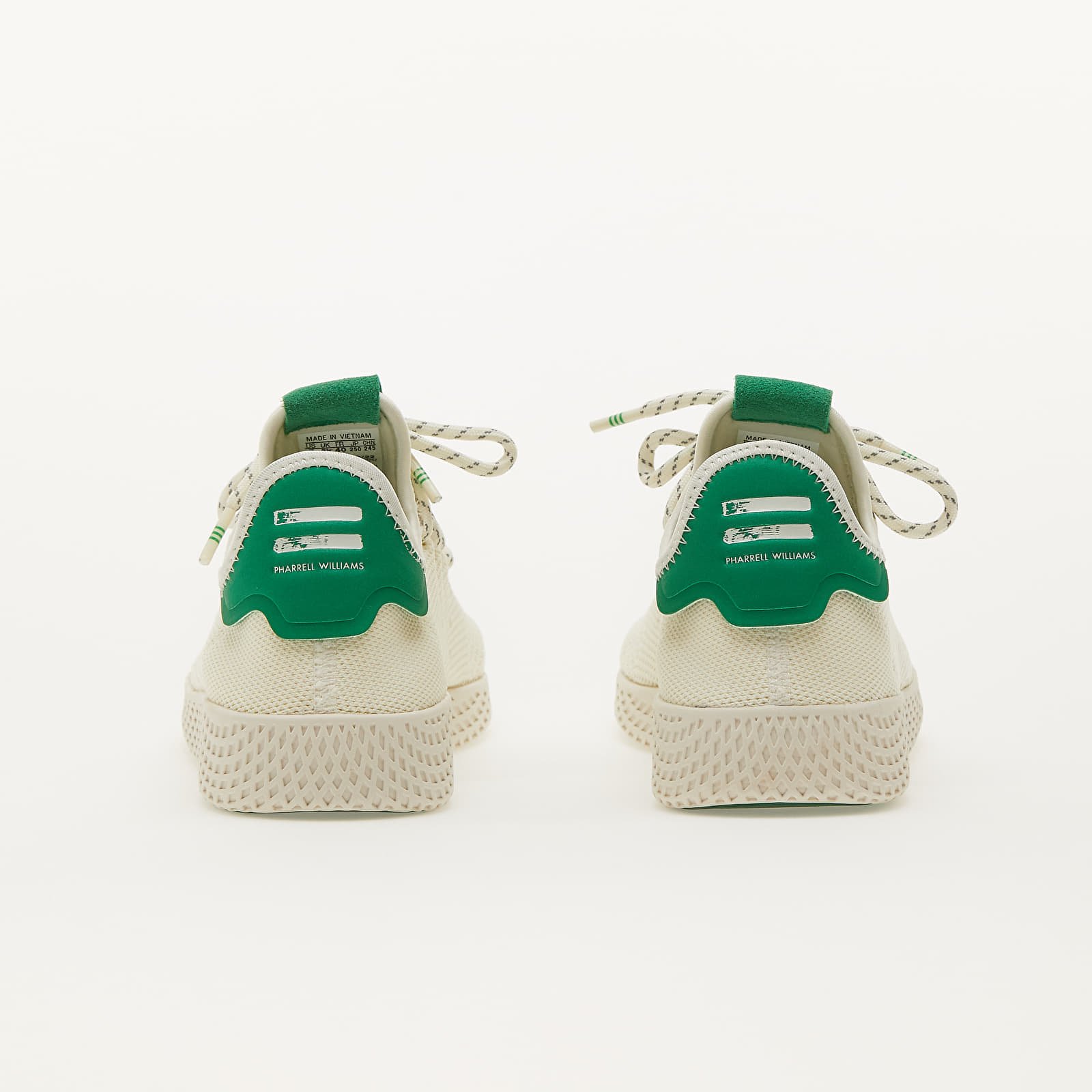 White pharrell williams hot sale tennis hu trainers