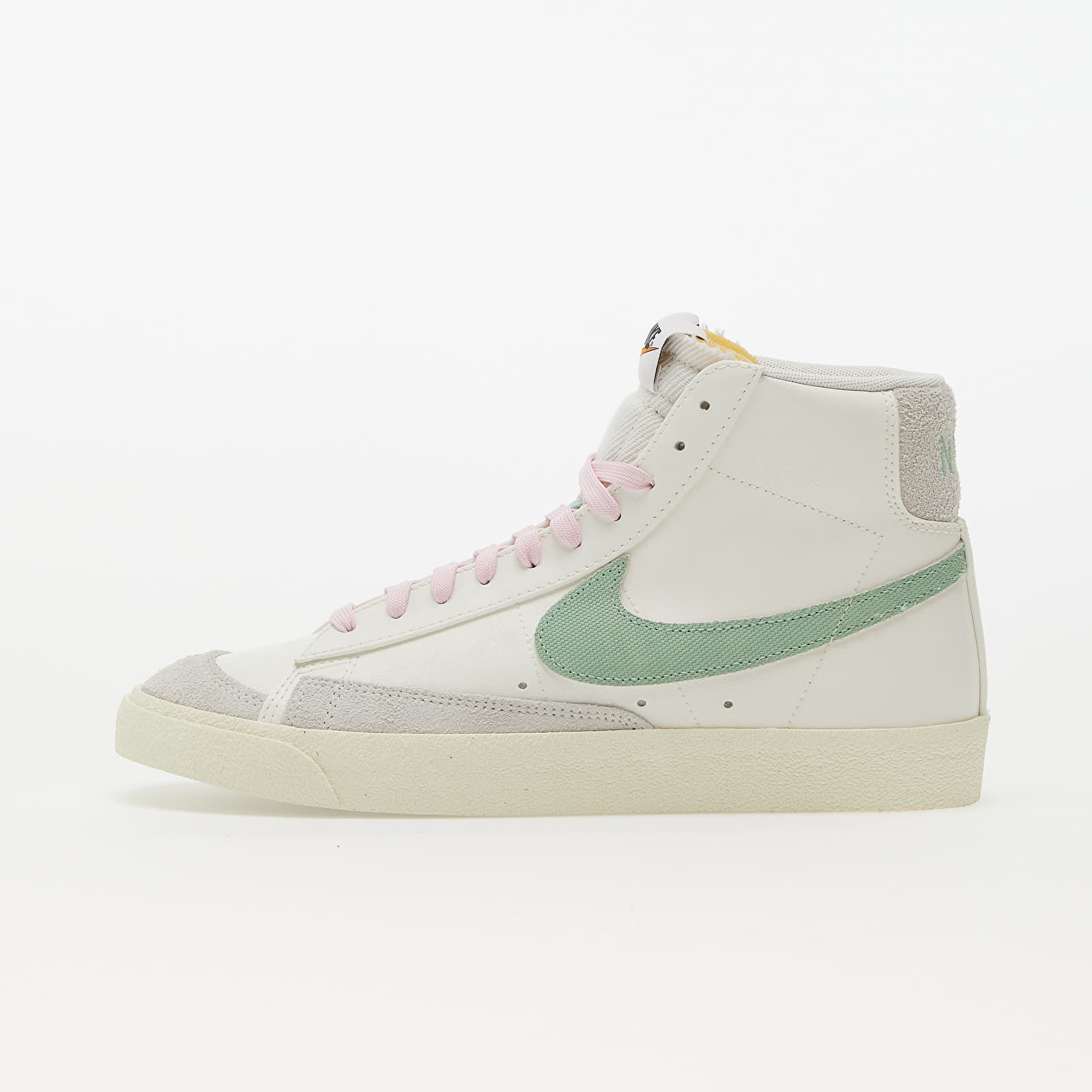 Sko til mænd Nike Blazer Mid '77 Premium Sail/ Enamel Green-Coconut Milk-Off Noir