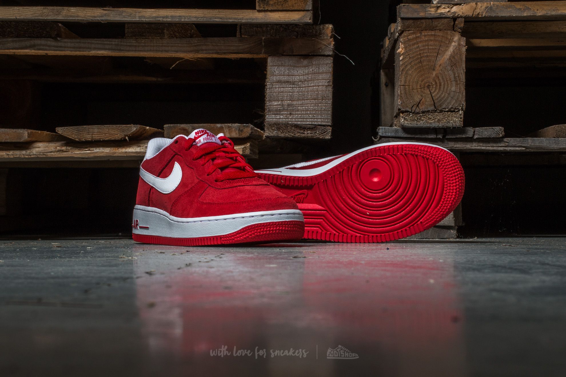 Nike air force 1 sales red and white suede