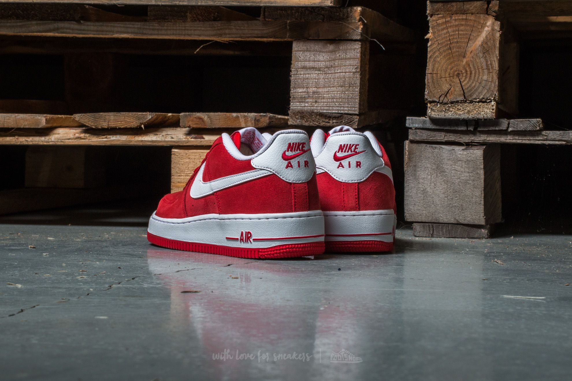 Women's shoes Nike Air Force 1 (GS) University Red/ White