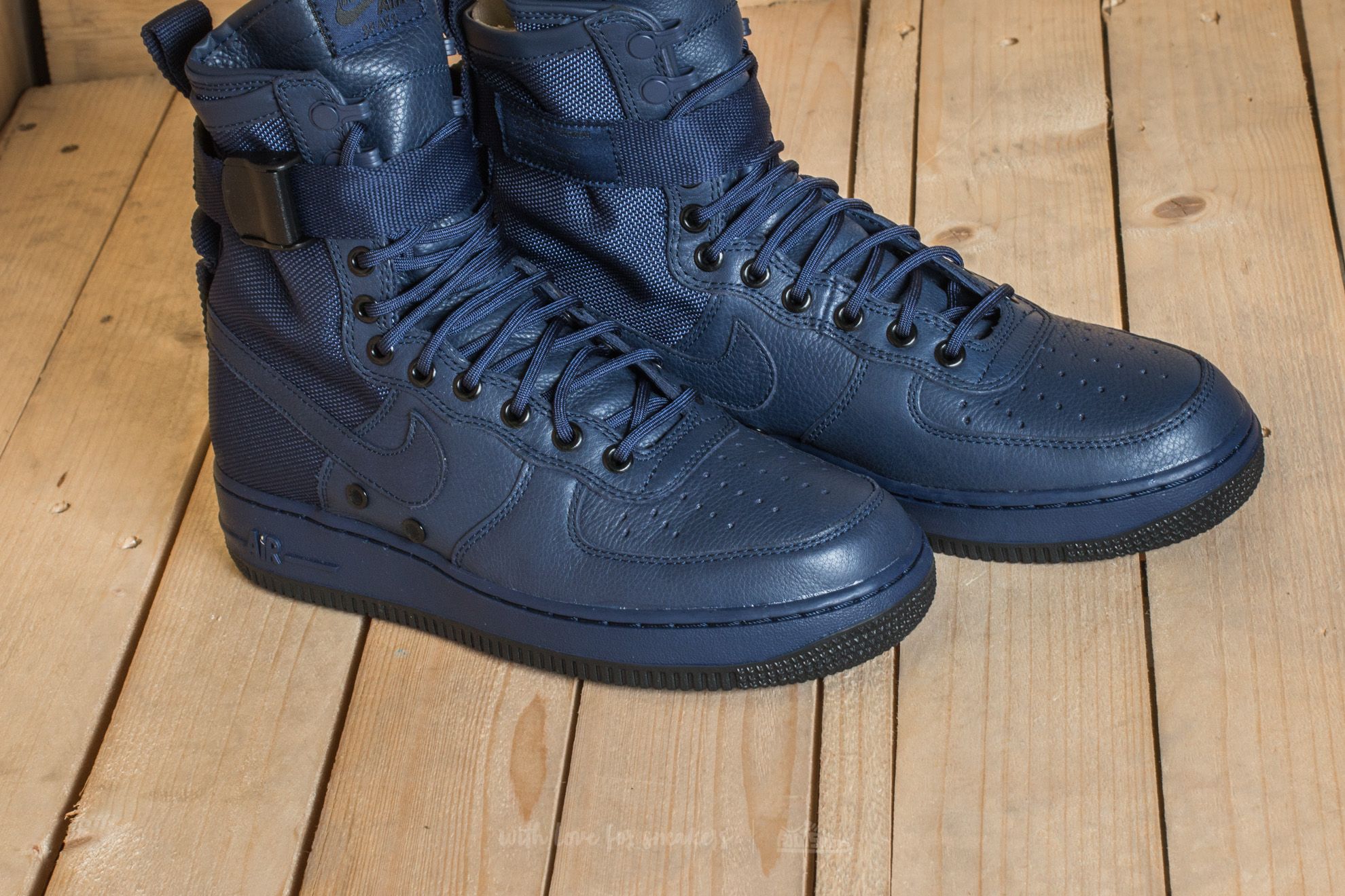 air force 1 bstrong