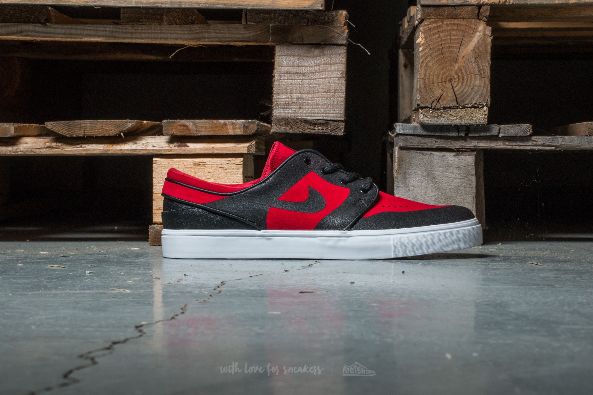 Men s shoes Nike SB Stefan Janoski Elite Gym Red Black Footshop