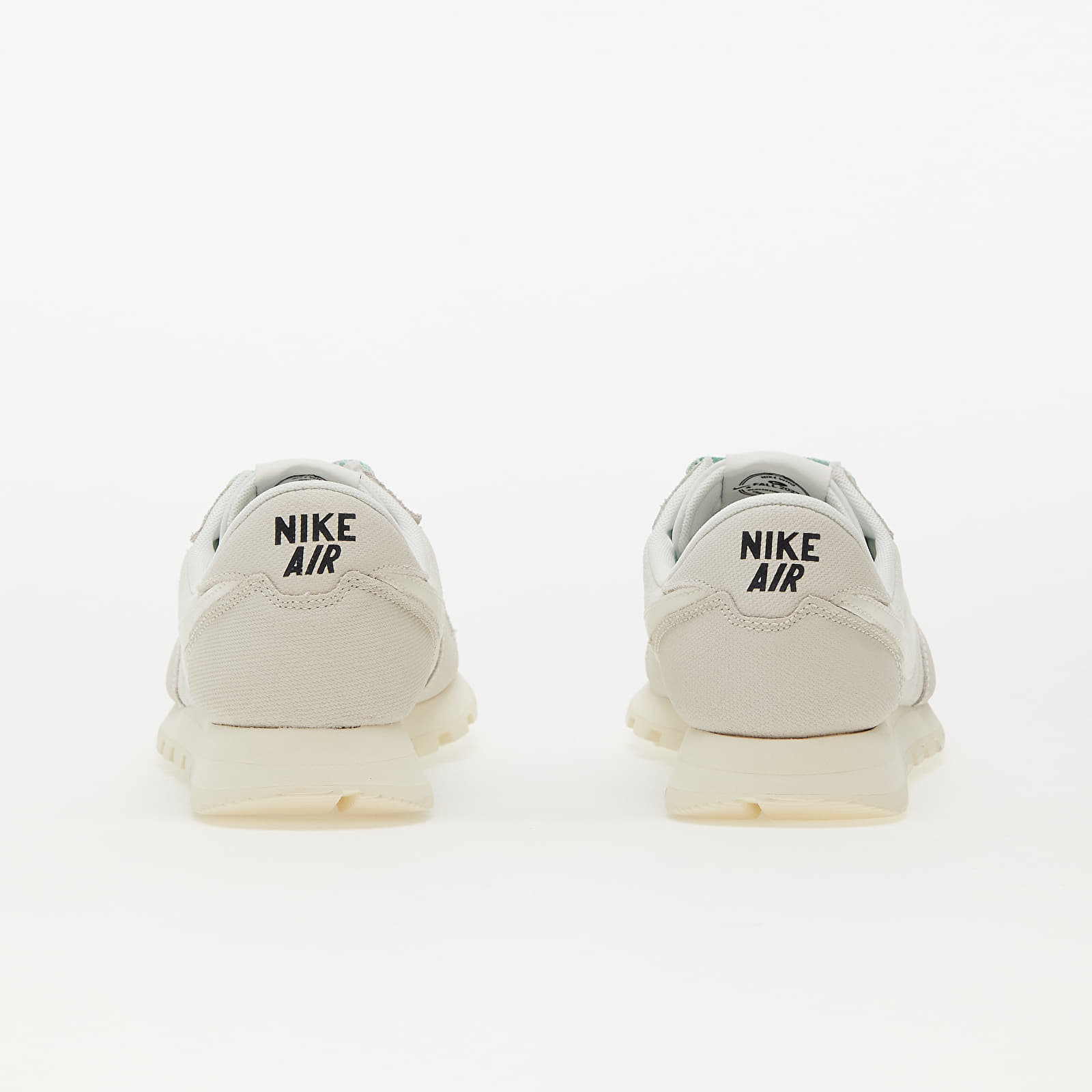 Nike beige clearance et noir
