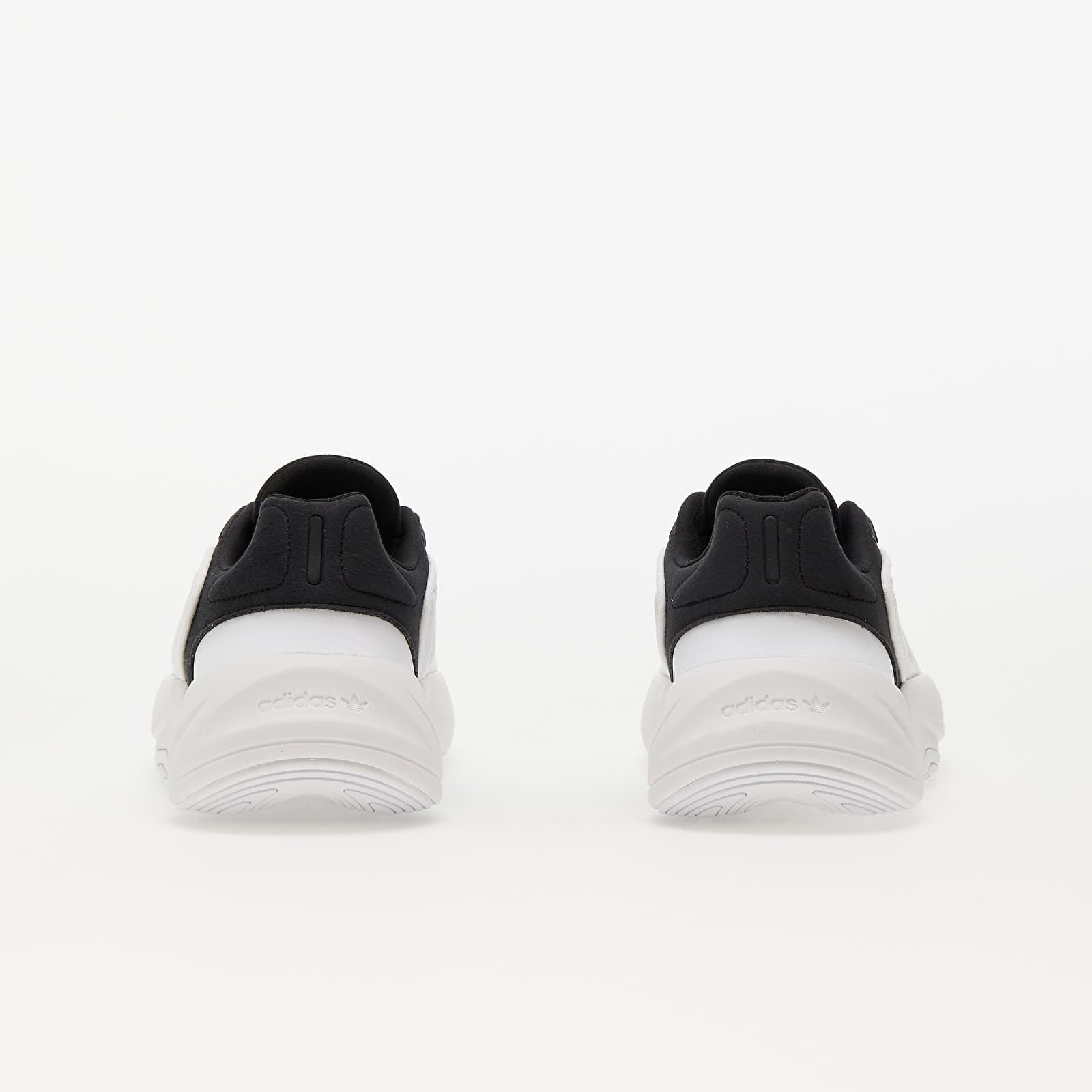 Férfi cipők adidas Ozelia Ftw White/ Core Black/ Crystal White