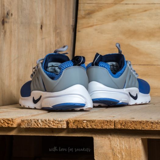 Binary blue nike outlet presto on feet