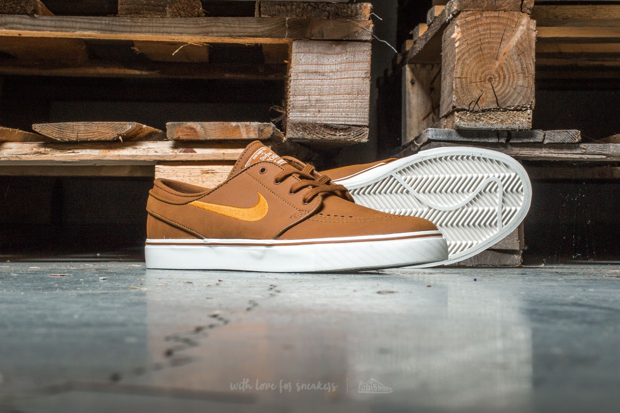 Zapatillas Hombre Nike Zoom Stefan Janoski L Ale Brown/ Desert Ochre-Sail