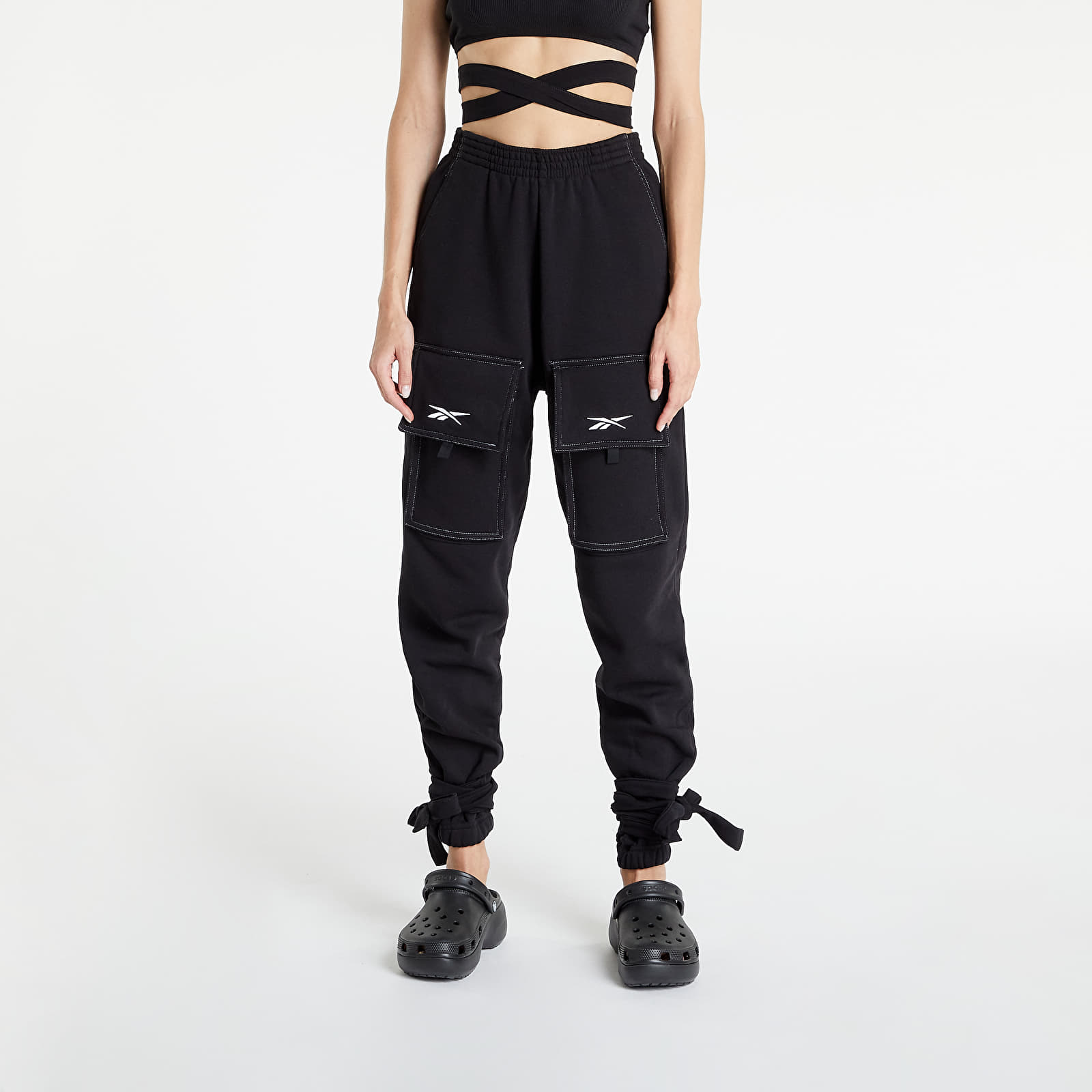 Hlače Reebok x Cardi B Knit Joggers Black