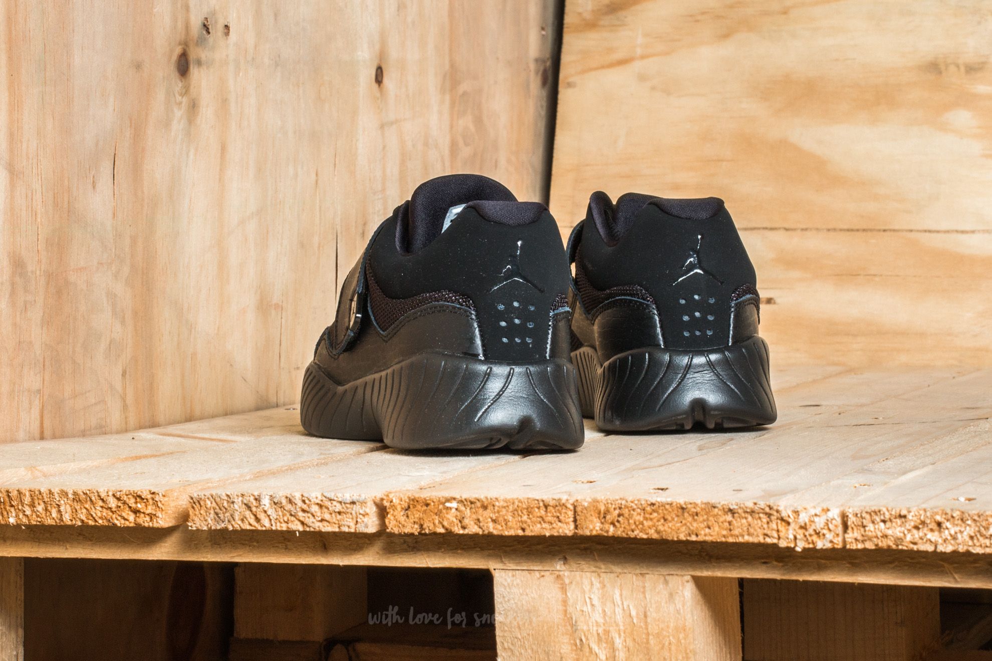Women's shoes Jordan J23 (BG) Black/ Black-Black