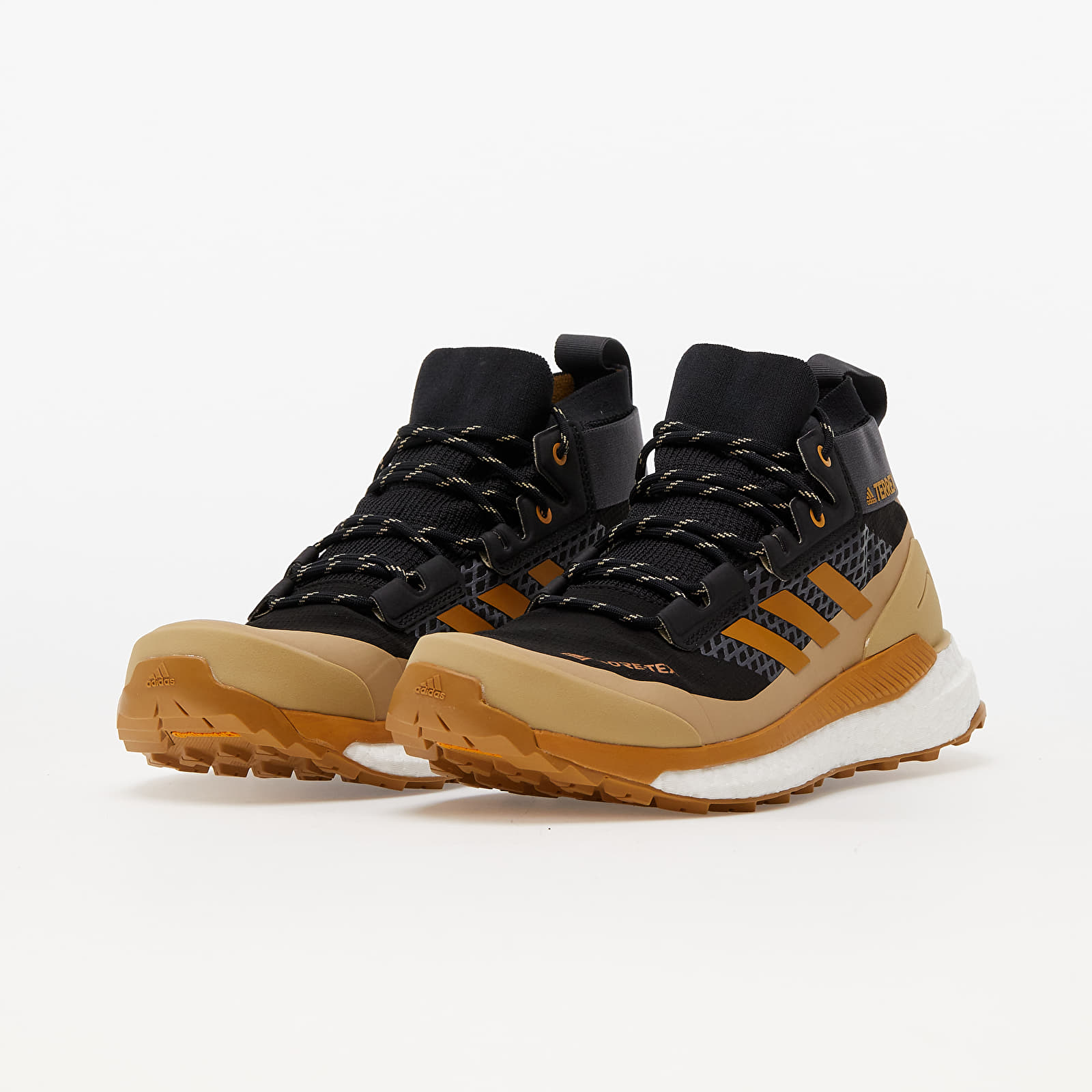 Pánské tenisky a boty adidas Terrex Free Hiker GTX Core Black/ Mesa/ Beige Tone