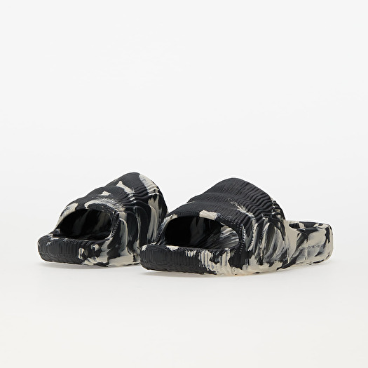 adidas Adilette 22 Carbon/ Aluminium/ Aluminium | Footshop display picture 3