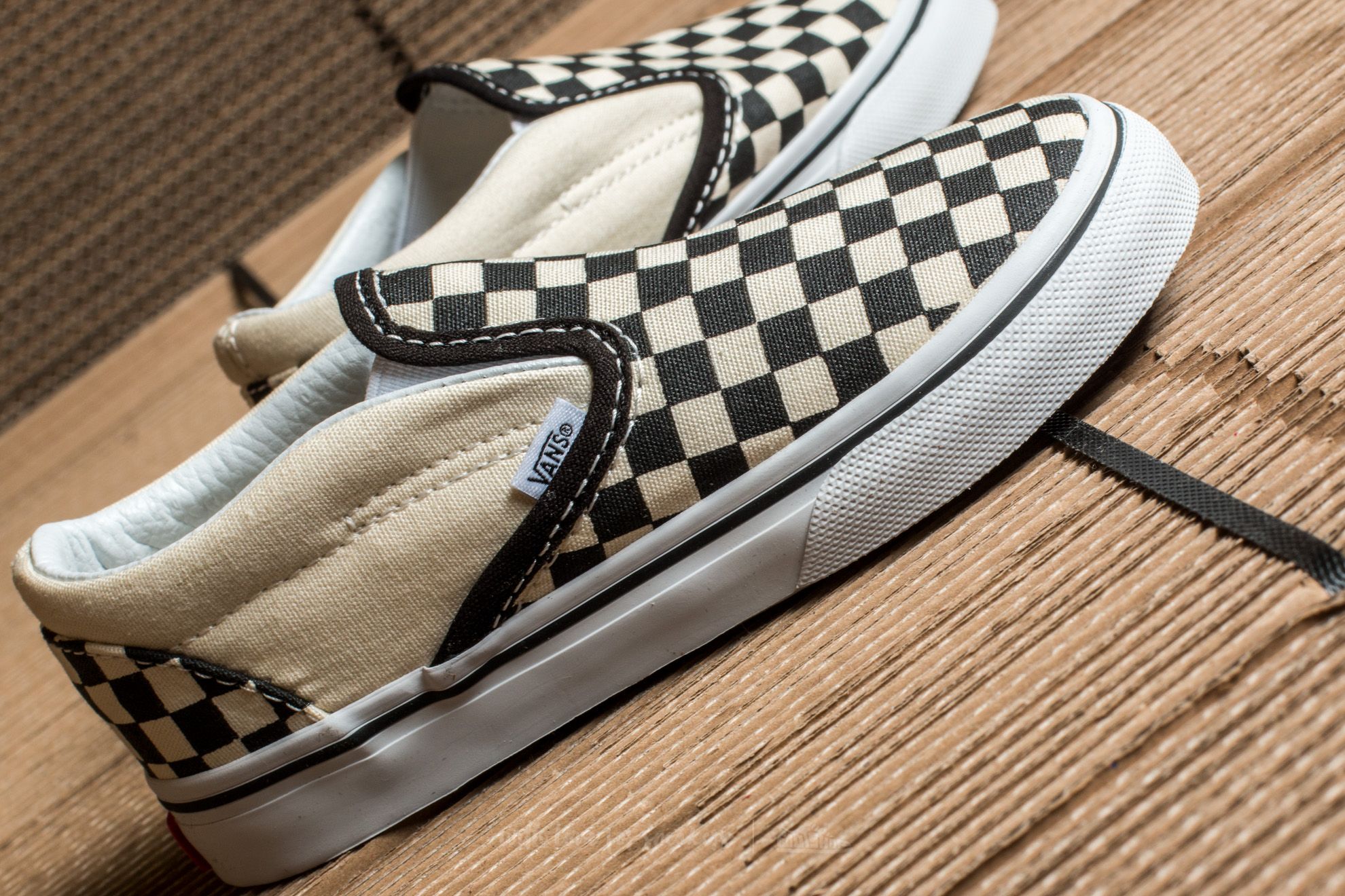 White and shop silver checkered vans
