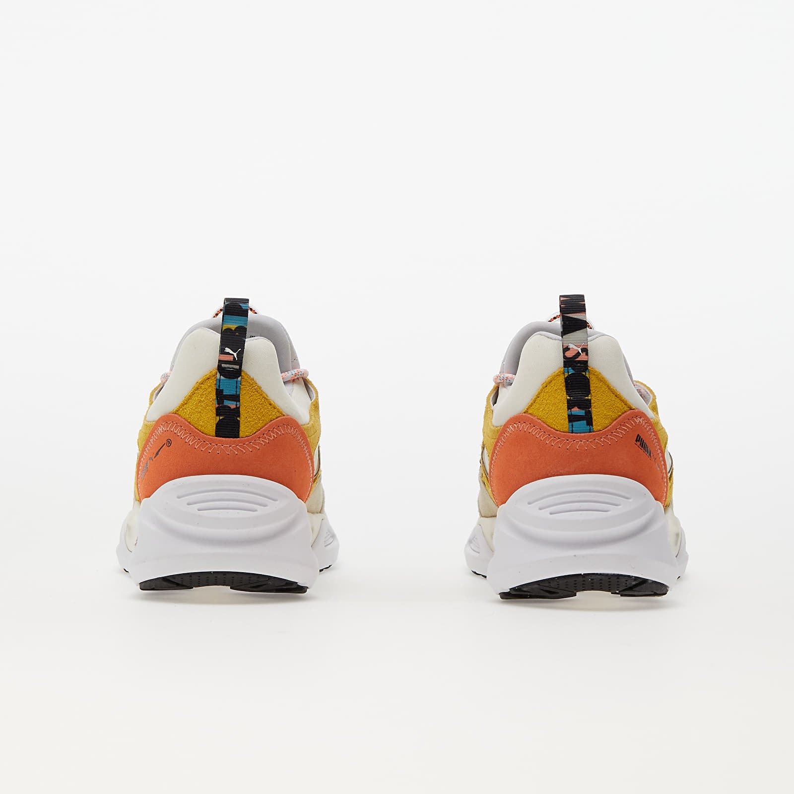 Men's shoes Puma TRC Blaze HC Pristine-Putty-Bamboo