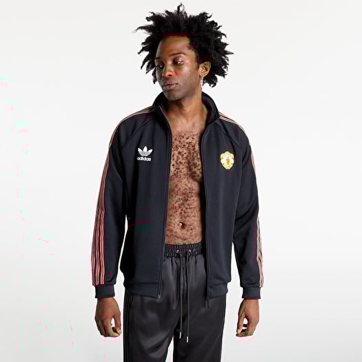 Comme des garçons man utd hot sale