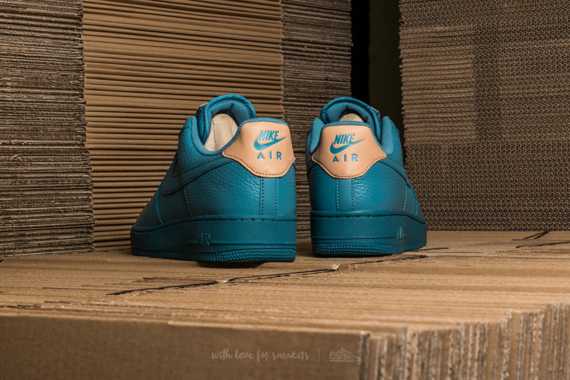 Men s shoes Nike Air Force 1 07 LV8 Smokey Blue Smokey Blue Footshop