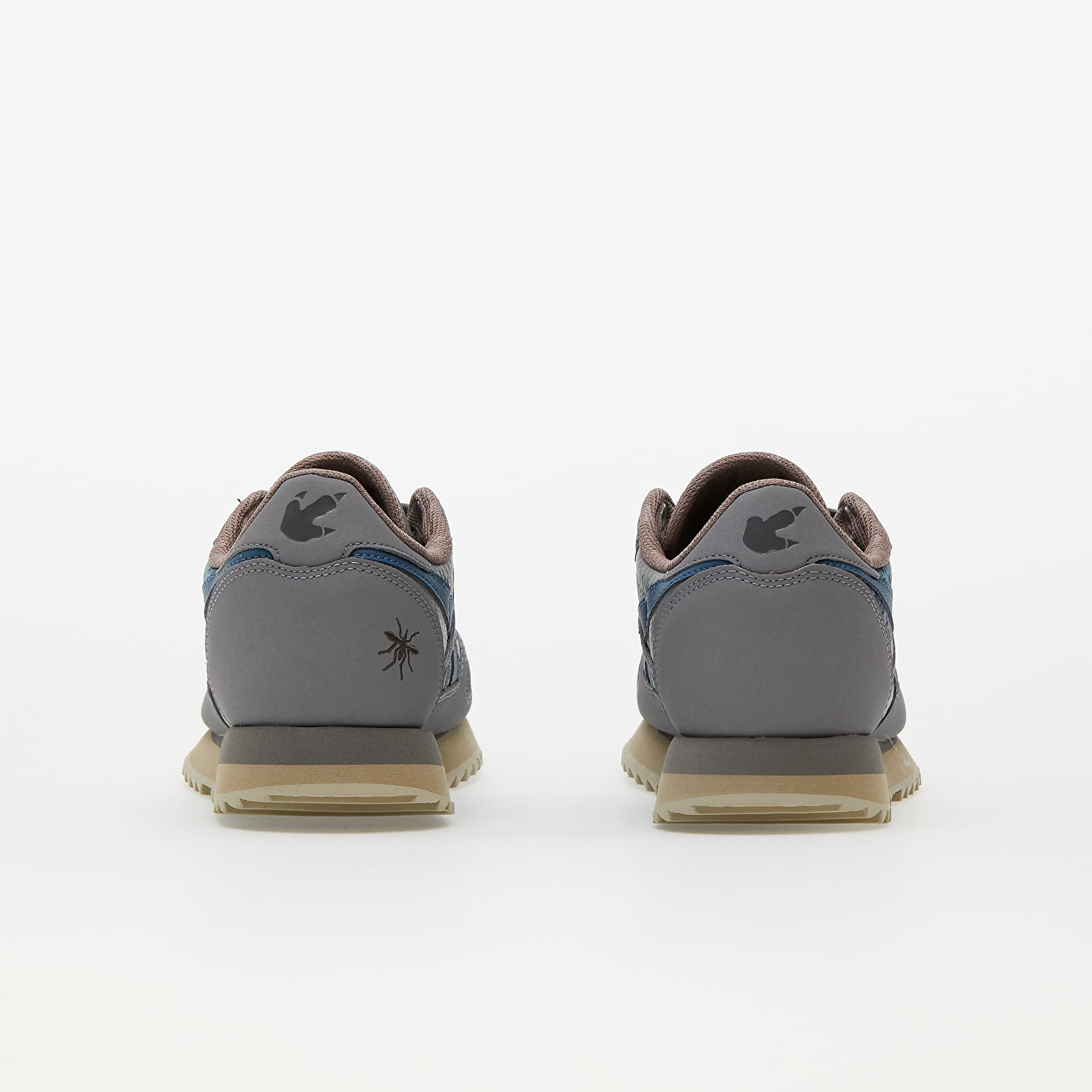 Încălțăminte și sneakerși pentru bărbați Reebok x Jurassic World Classic Leather Rip Pure Grey 5/ Flash Grey/ Blue