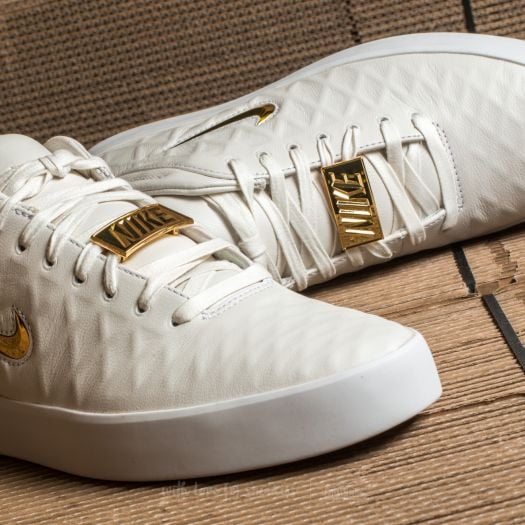 Men s shoes Nike Tiempo Vetta 17 Ivory Metallic Gold White Footshop