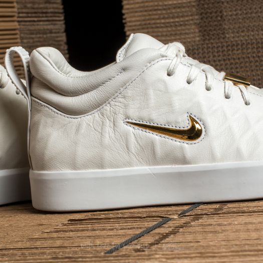 Nike tiempo vetta gold and white online
