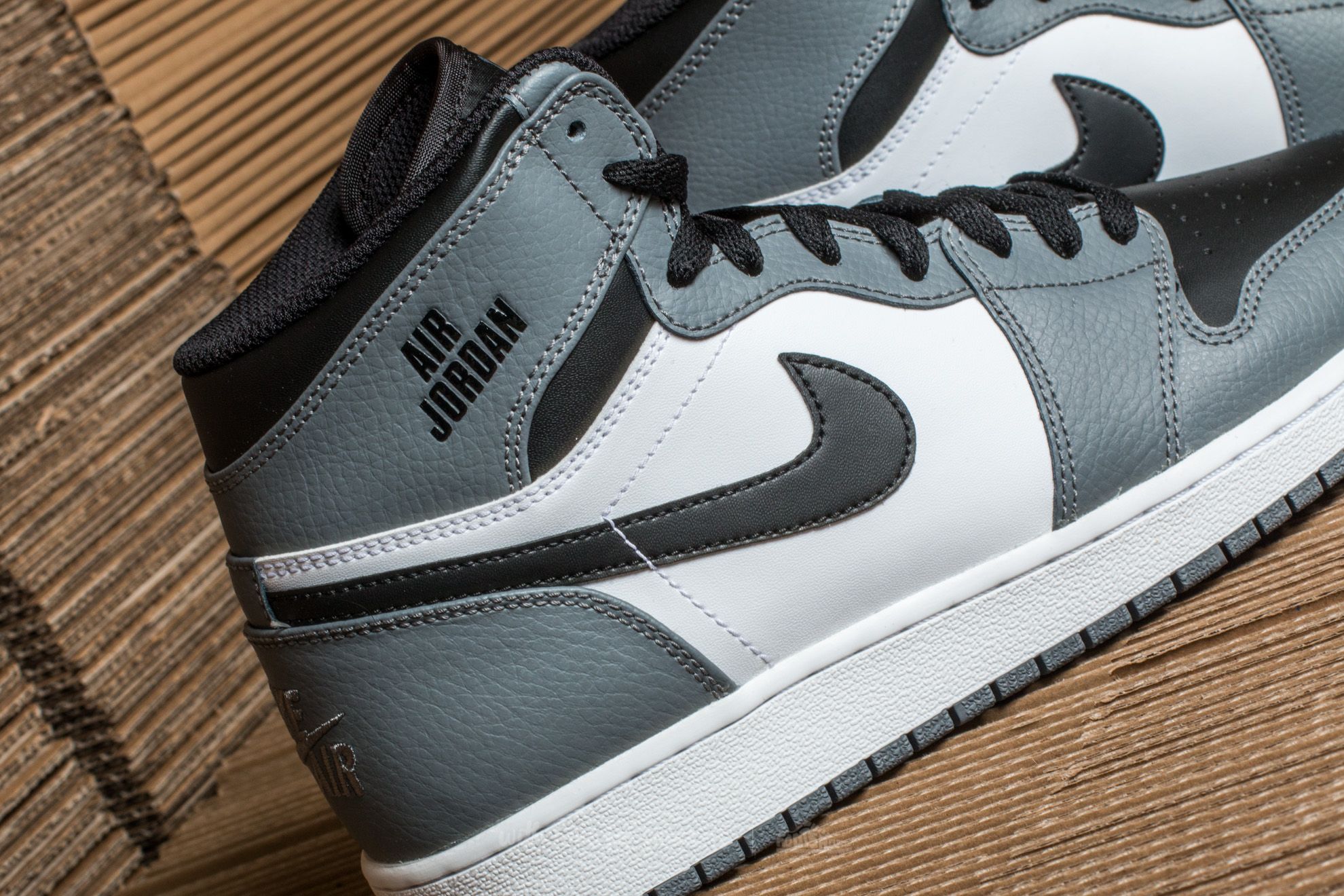 Férfi cipők Air Jordan 1 Retro High Cool Grey/ Black-White