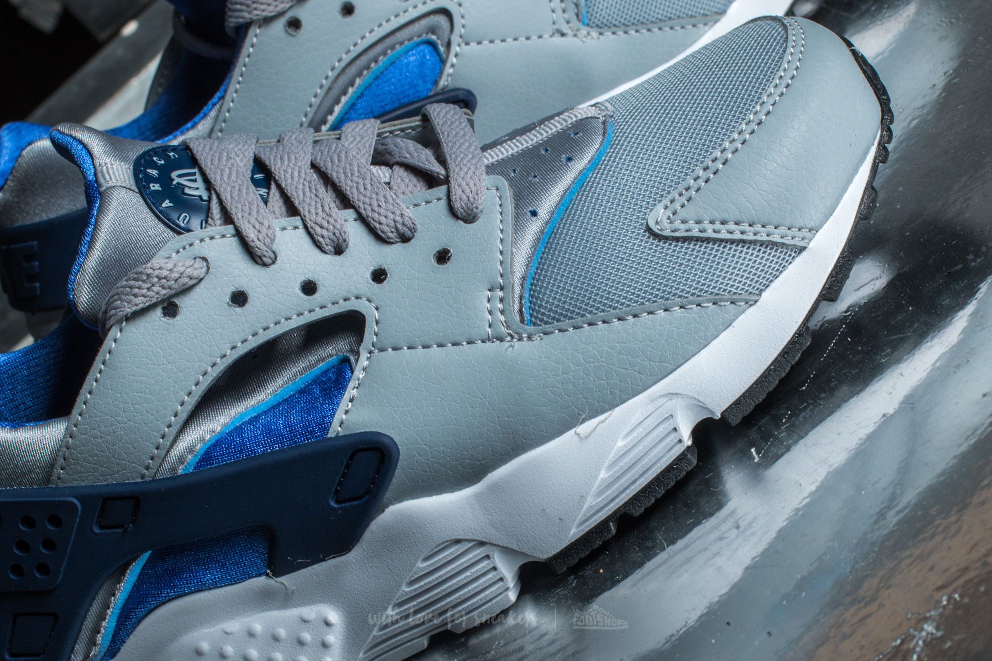 Nike huarache wolf grey blue best sale