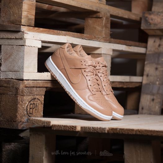 Nike dunks lux cheap