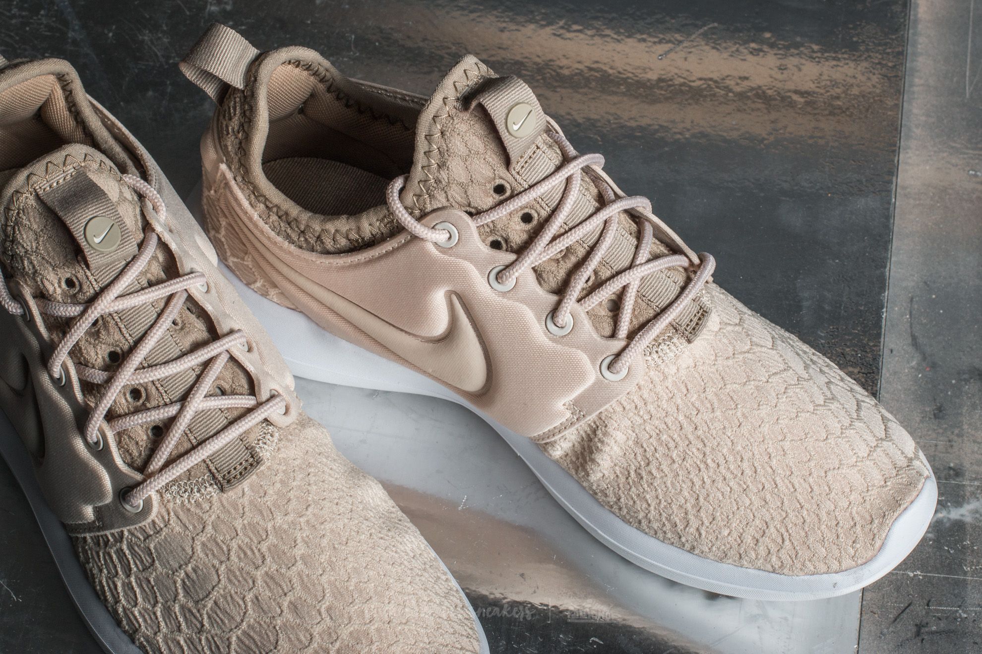 Nike roshe two oatmeal shop