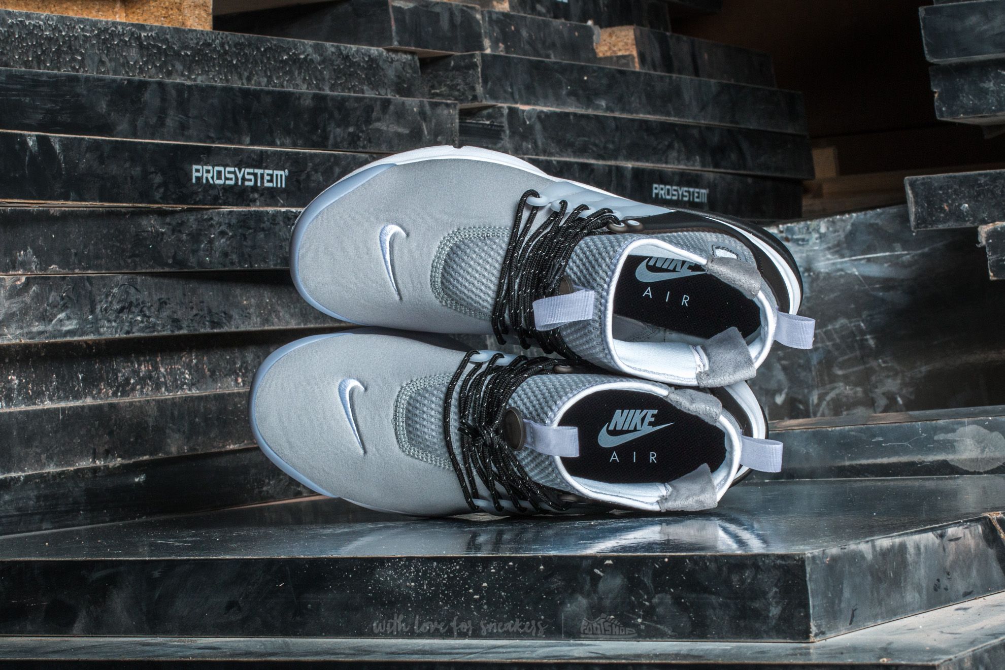 Air presto mid utility sales wolf grey