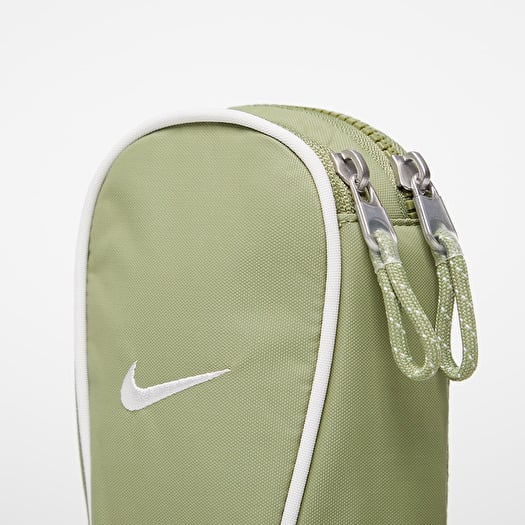Sac banane store nike sportswear essentials