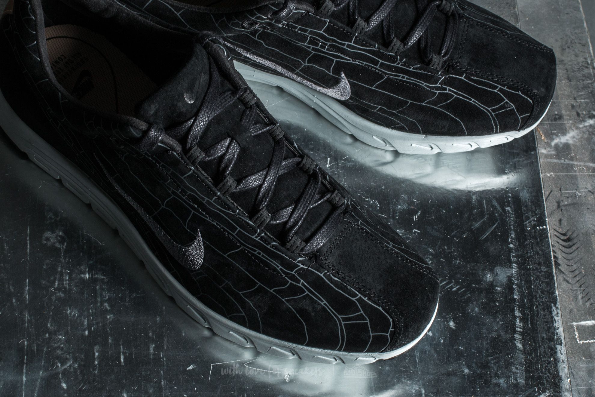 Scarpe uomo Nike Mayfly Leather Premium Black/ Black-Dark Grey-Linen