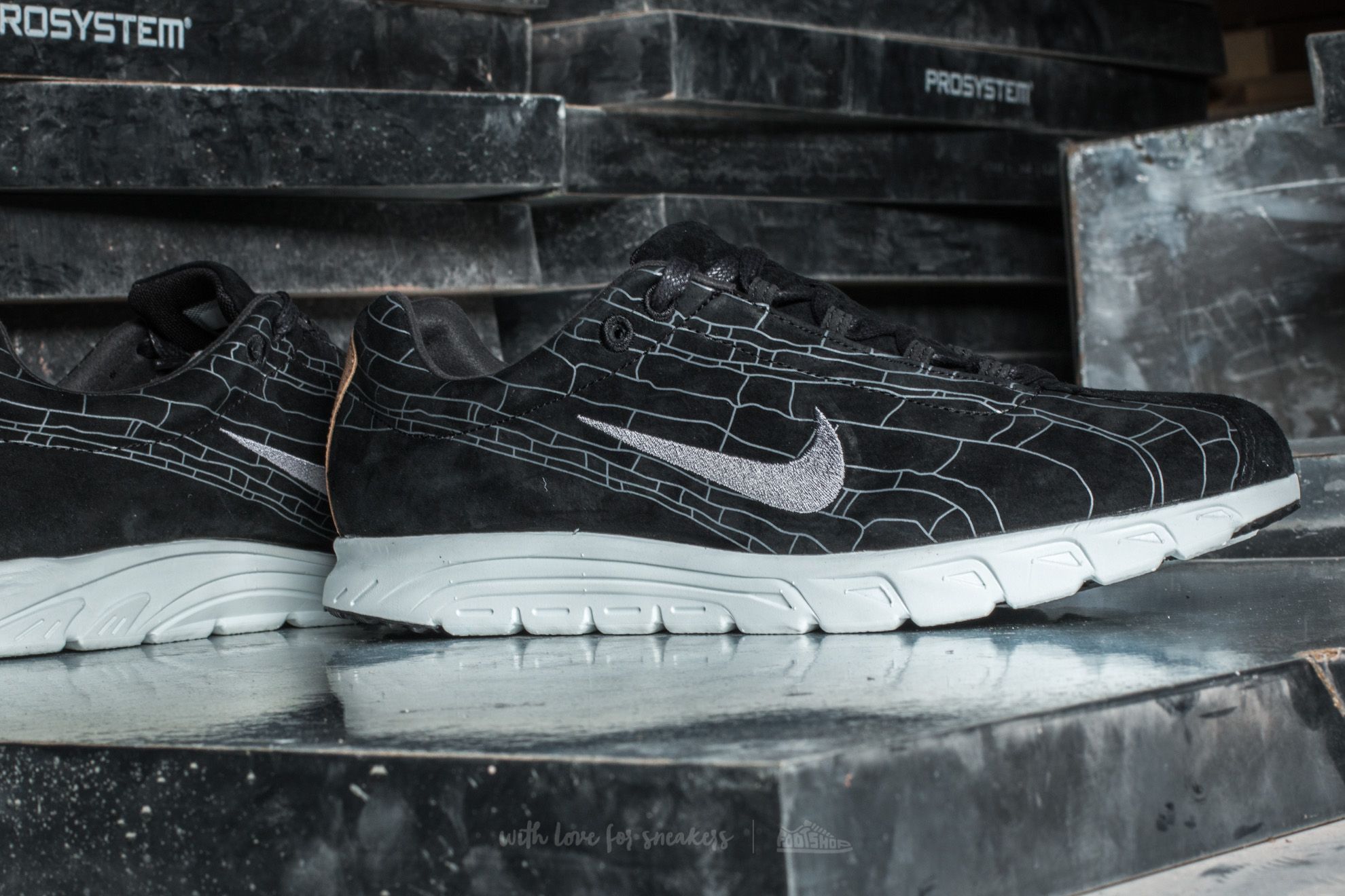 Scarpe uomo Nike Mayfly Leather Premium Black/ Black-Dark Grey-Linen