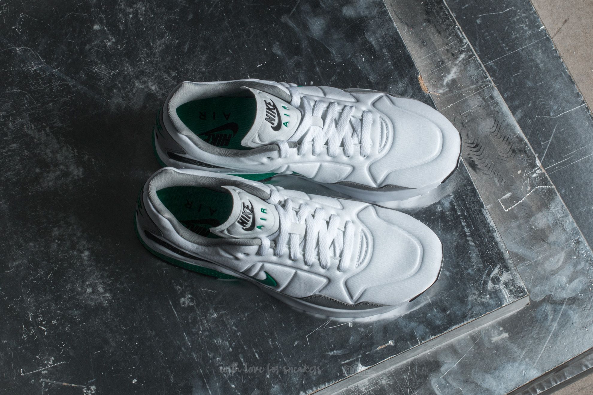 Men s shoes Nike Air Zoom Pegasus 92 White Stadium Green Footshop