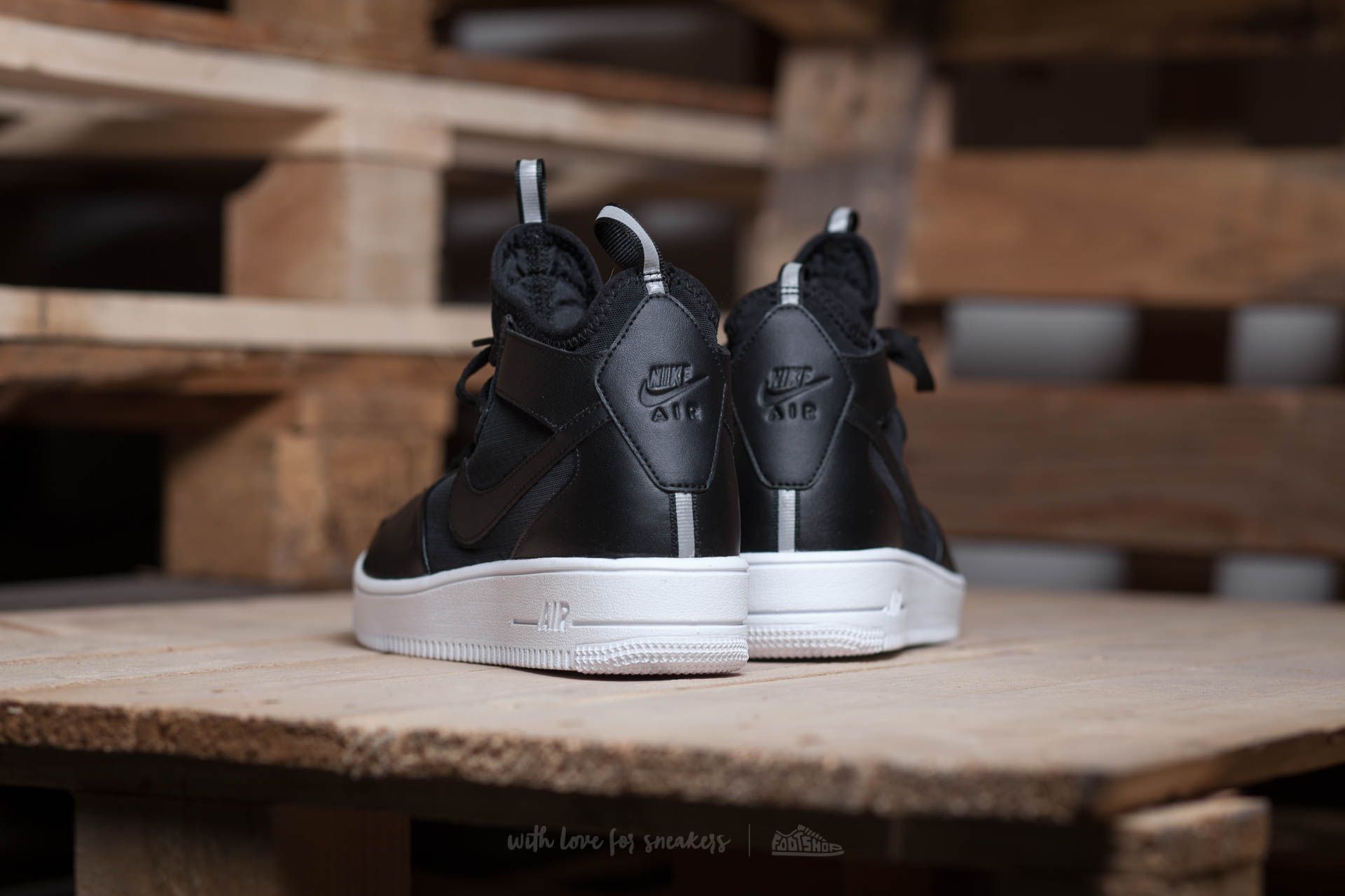 Women s shoes Nike W Air Force 1 Ultraforce MID Black Black