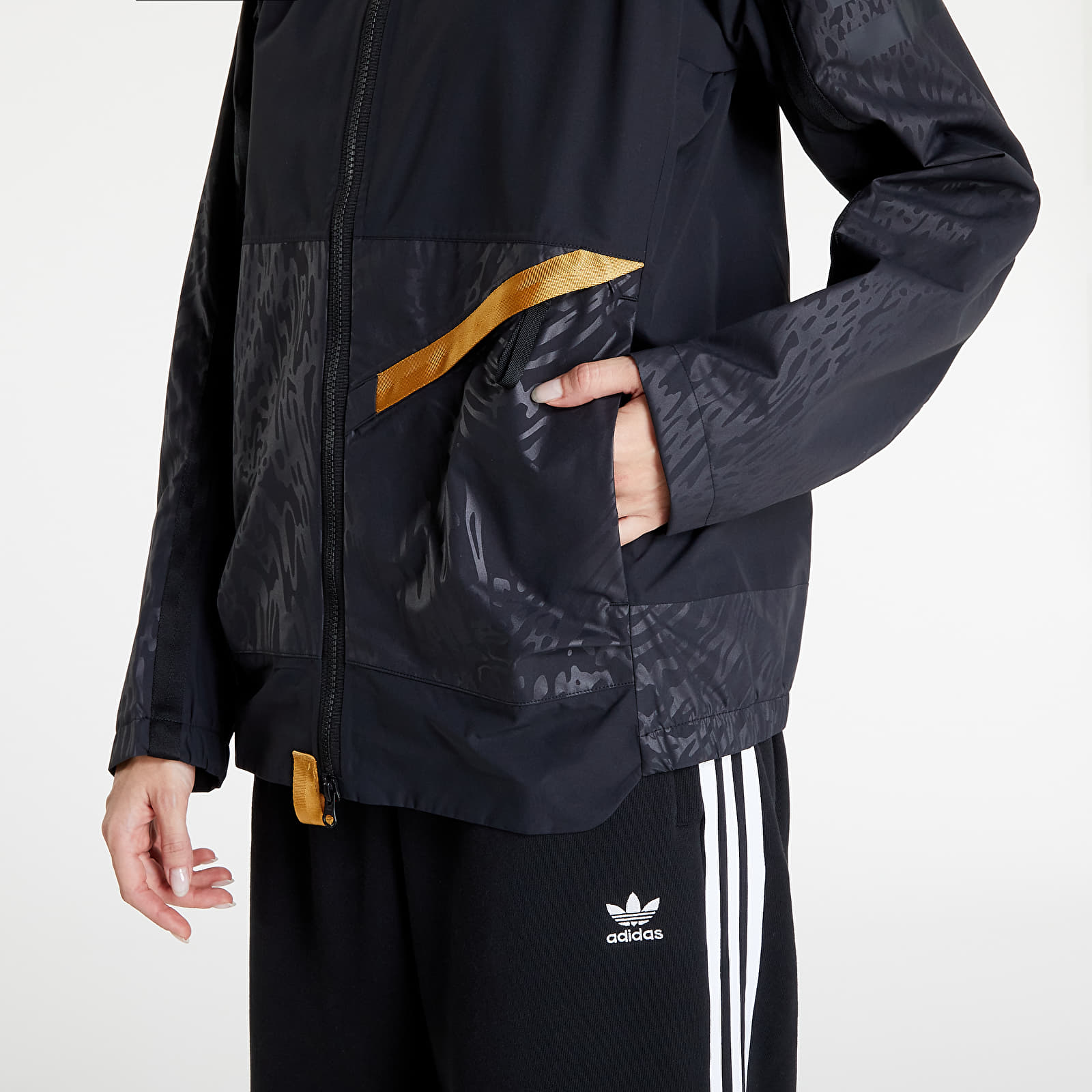 Якета adidas Terrex Utilitas Rain Jacket Black