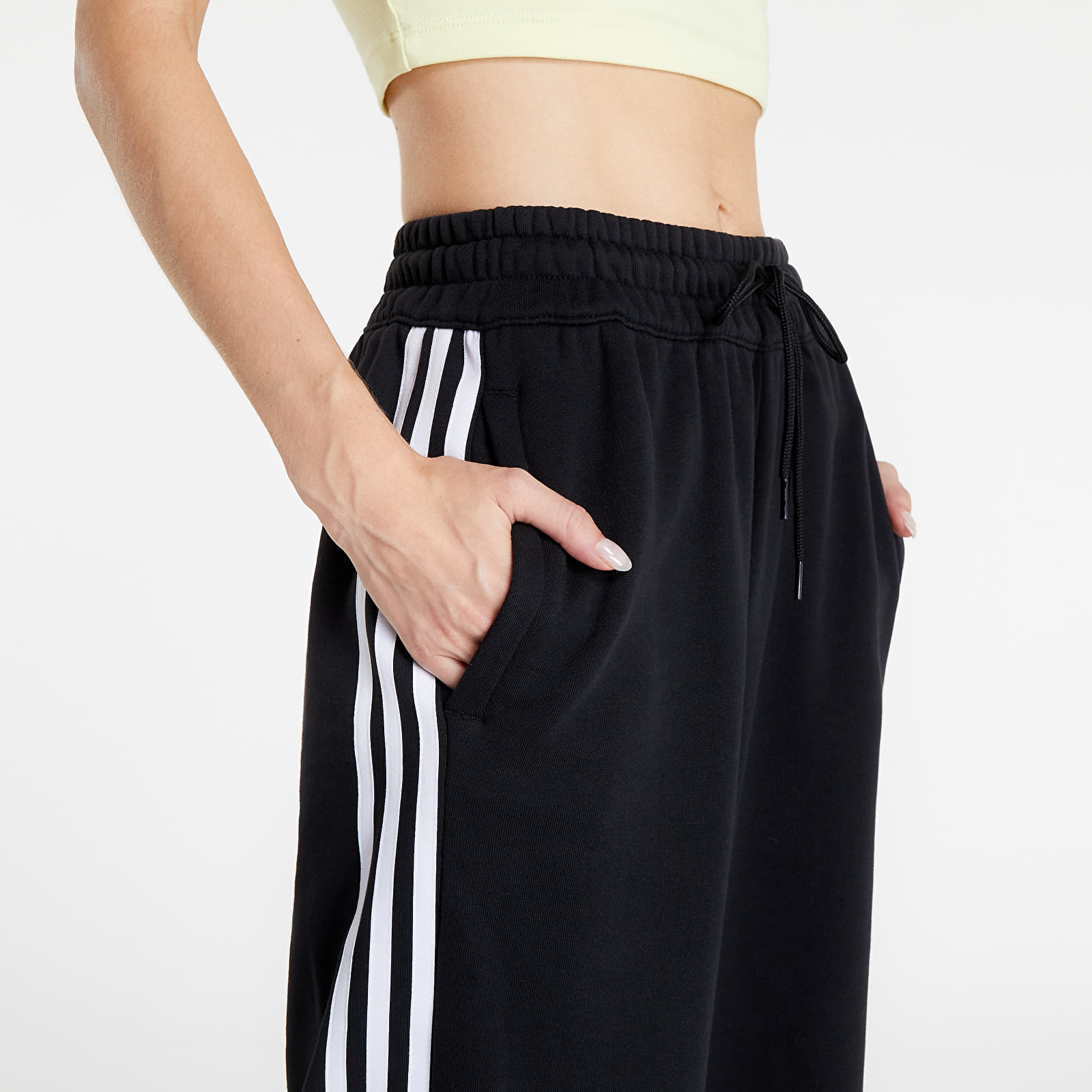 Παντελόνια adidas Relaxed Track Pants Black