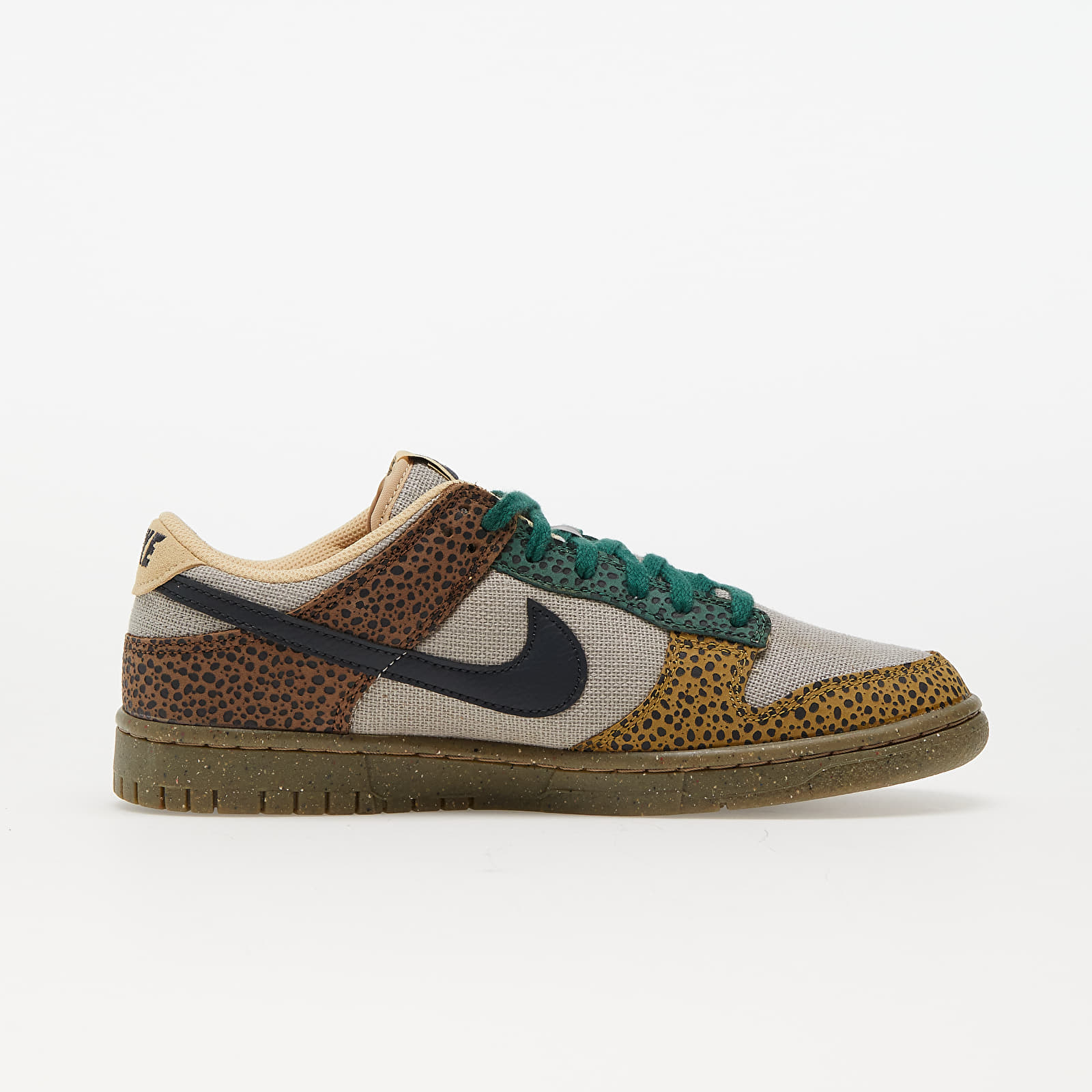 Zapatillas Hombre Nike Dunk Low Cacao Wow/ Off Noir-Gorge Green