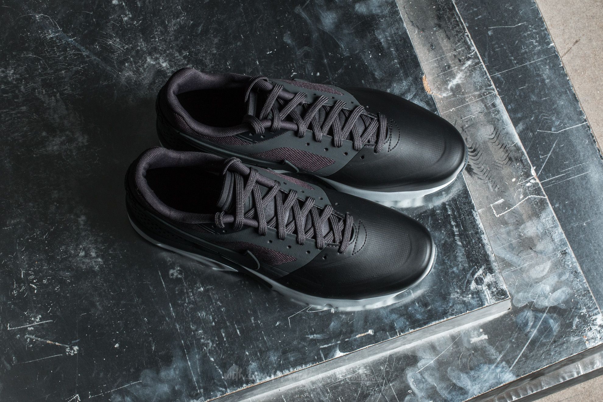 Chaussures et baskets homme Nike Air Max Bw Ultra Se Black/ Anthracite-Anthracite