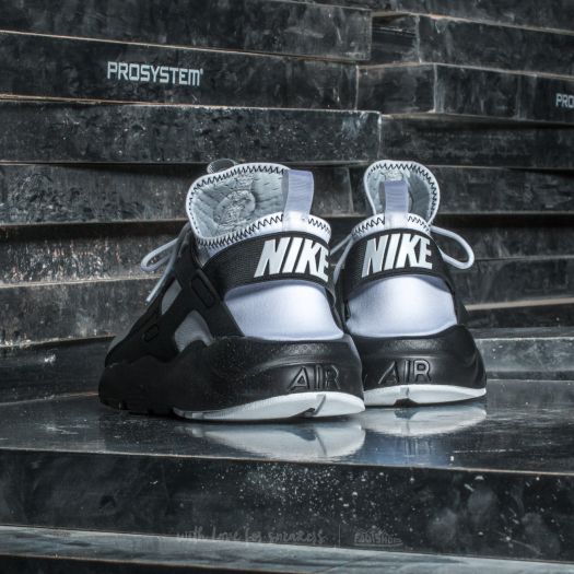 Nike air huarache ultra noir et blanc outlet