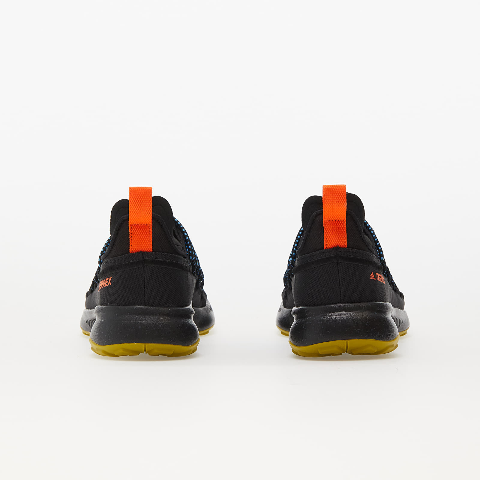 Sko til mænd adidas Terrex Voyager 21 Canvas Travel Core Black/ Grey Five/ Imp Orange