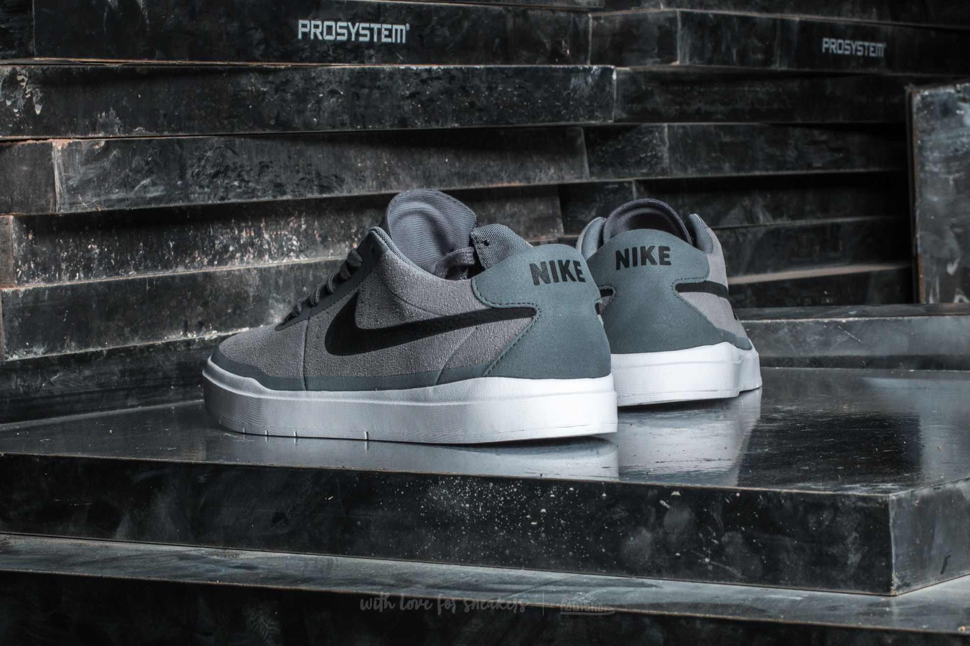 Vyriška avalynė Nike Bruin SB Hyperfeel Cool Grey/ Black-White