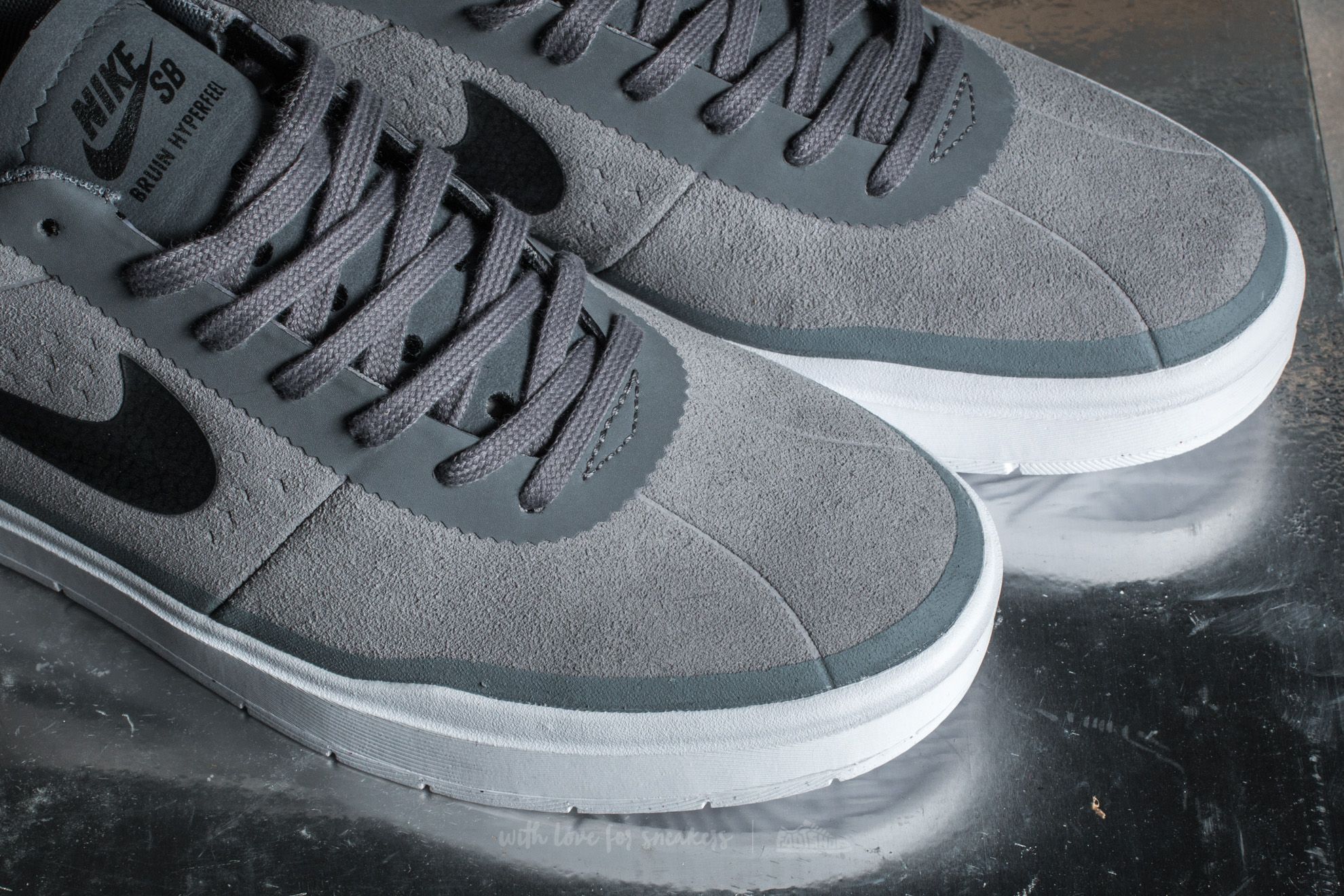 Vyriška avalynė Nike Bruin SB Hyperfeel Cool Grey/ Black-White