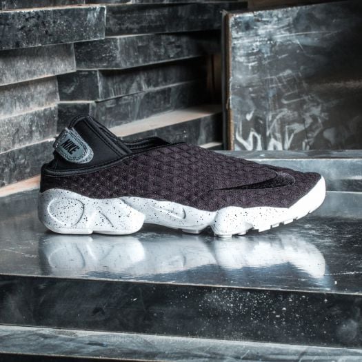 Women s shoes Nike Wmns Rift Wrap SE Black Black Cool Grey White Footshop