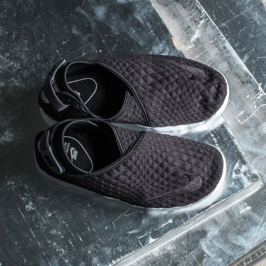 Women s shoes Nike Wmns Rift Wrap SE Black Black Cool Grey White Footshop