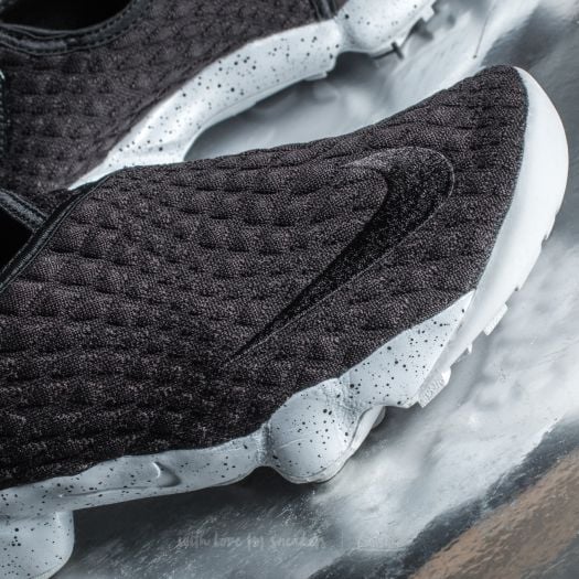 Women s shoes Nike Wmns Rift Wrap SE Black Black Cool Grey White Footshop