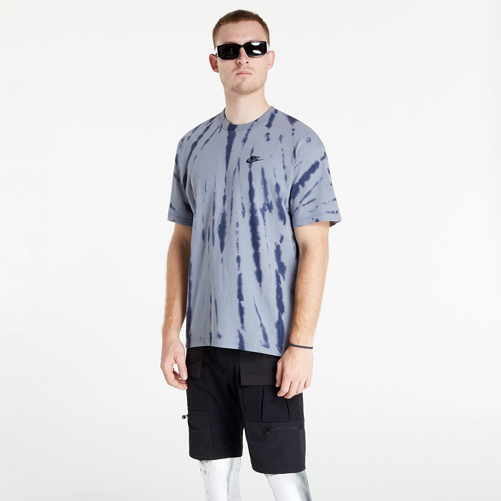 Mens nike tie hotsell dye t shirt