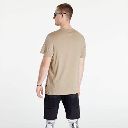 T shirts Nike Sportswear Men s T Shirt Khaki Footshop